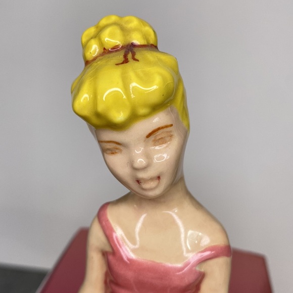 Vintage Signed July 1977 Ballerina Beauty Pink Dress Shoes Statue - Picture 7 of 15